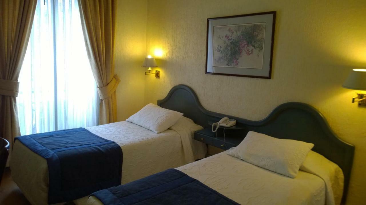 Hotel Riviera ซานติอาโก ภายนอก รูปภาพ